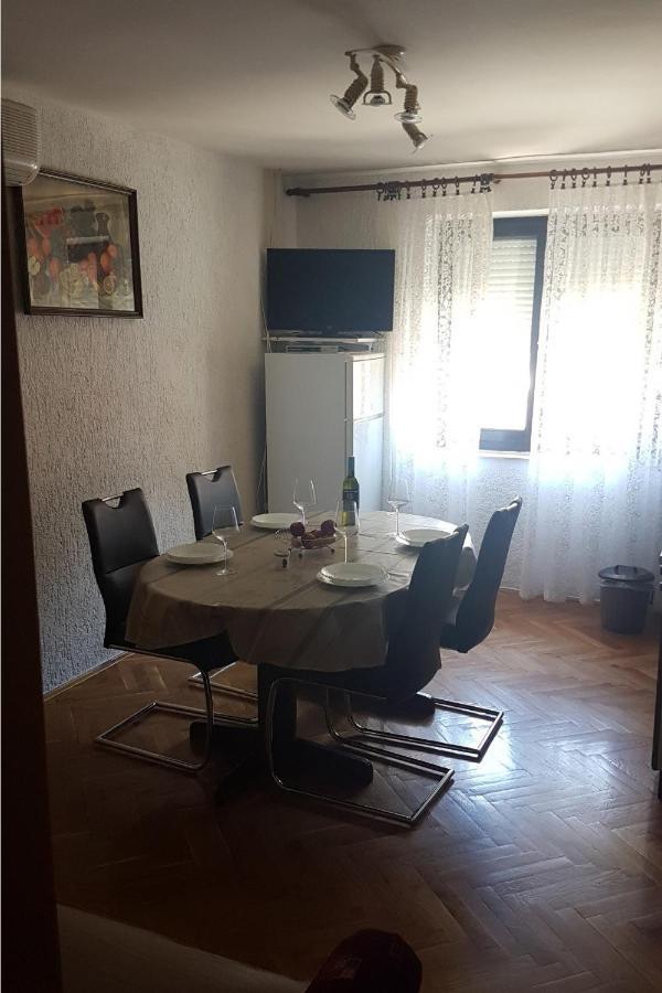 Apartments For Families With Children Lopar, Rab - 10402 Екстериор снимка