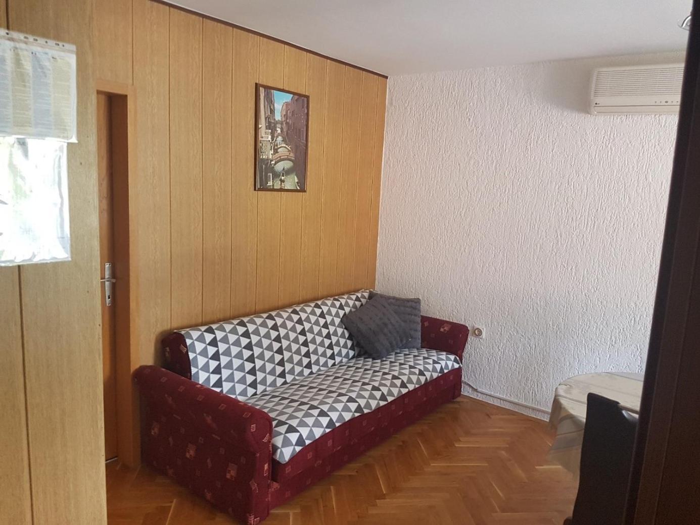 Apartments For Families With Children Lopar, Rab - 10402 Стая снимка